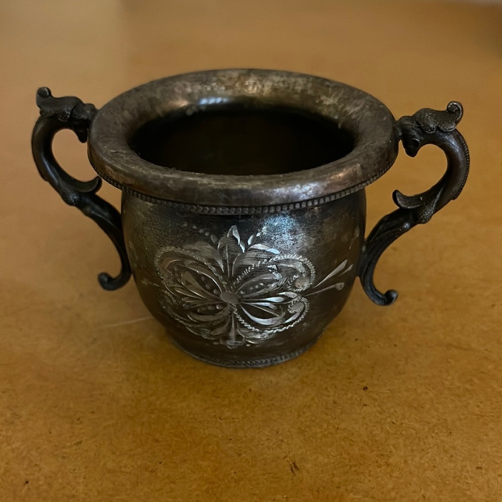 Forbes Silver Co Quadruple Plate Double Dragon